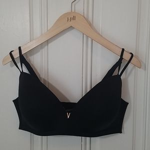 Victoria Secret Wireless Padded Black Satin Bra